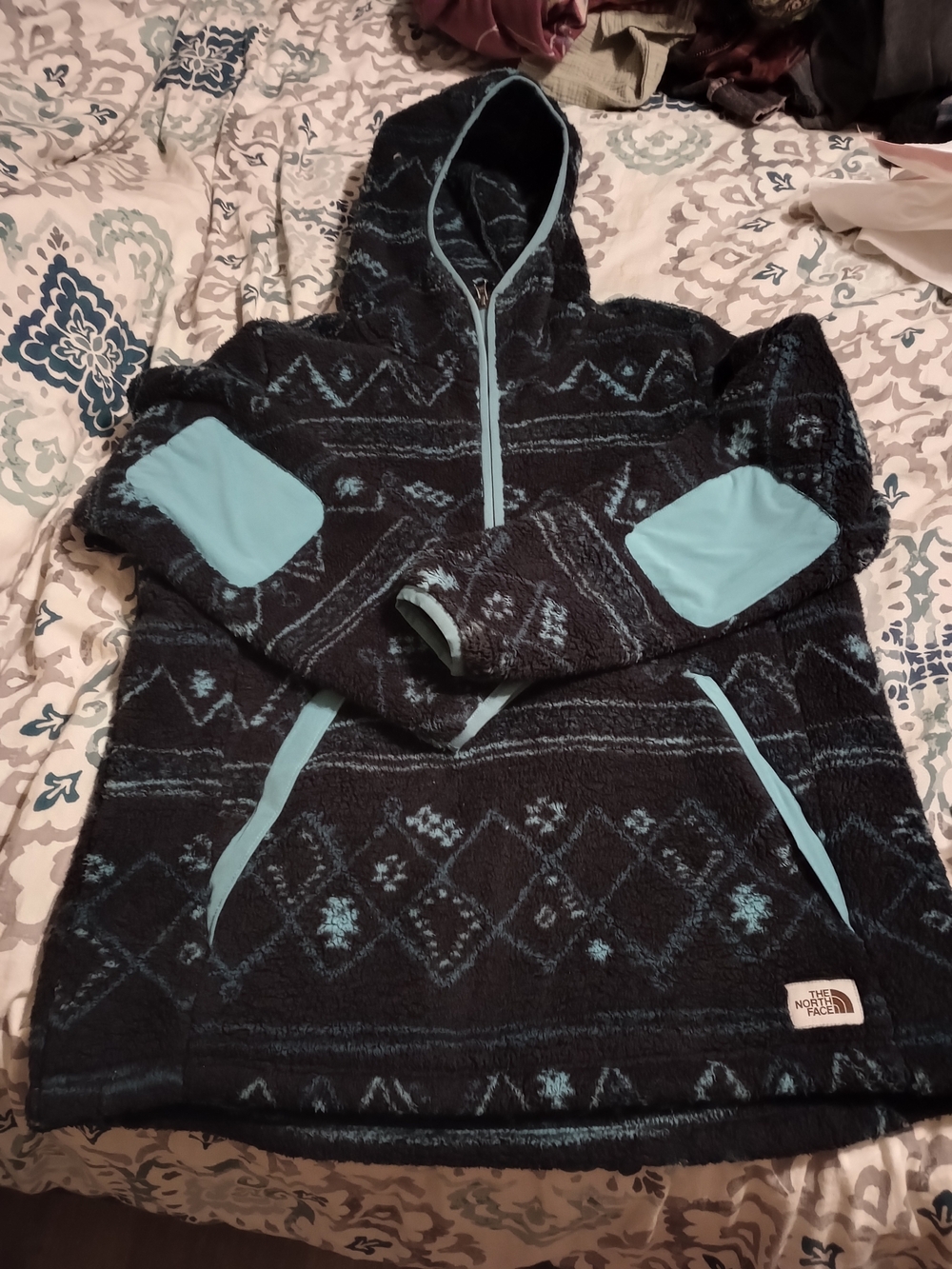 The North Face Black & Teal Patterned Women's Hooded Fleece Pullover Campshire